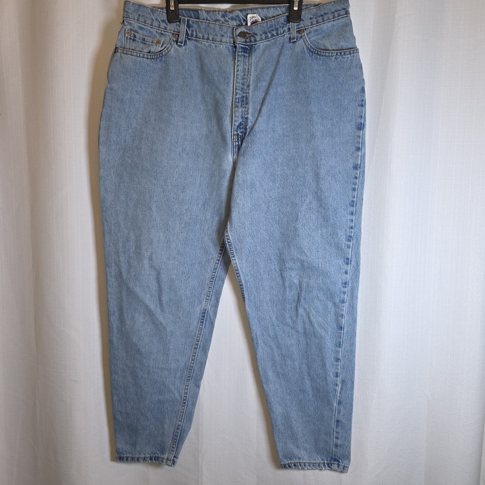 Vintage Levis 550 Relaxed Fit Tapered Leg Jeans Light Wash 22 W S Distressed